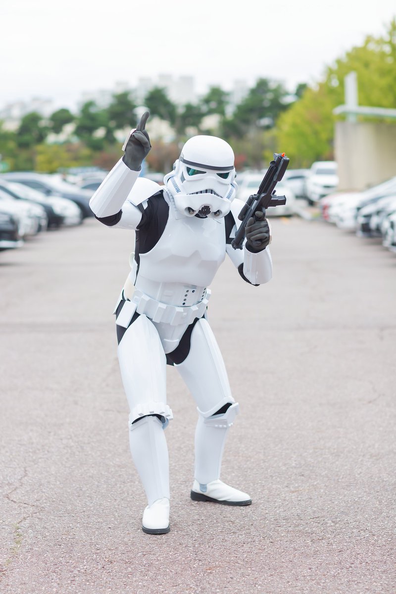 john61815's tweet photo. Cos. 휘모 빠따김 ( @KBK70394375 )
Pb. 코코준
#스타워즈 #StarWars #스톰트루퍼 #stormtrooper https://t.co/qiZi0nsX7U