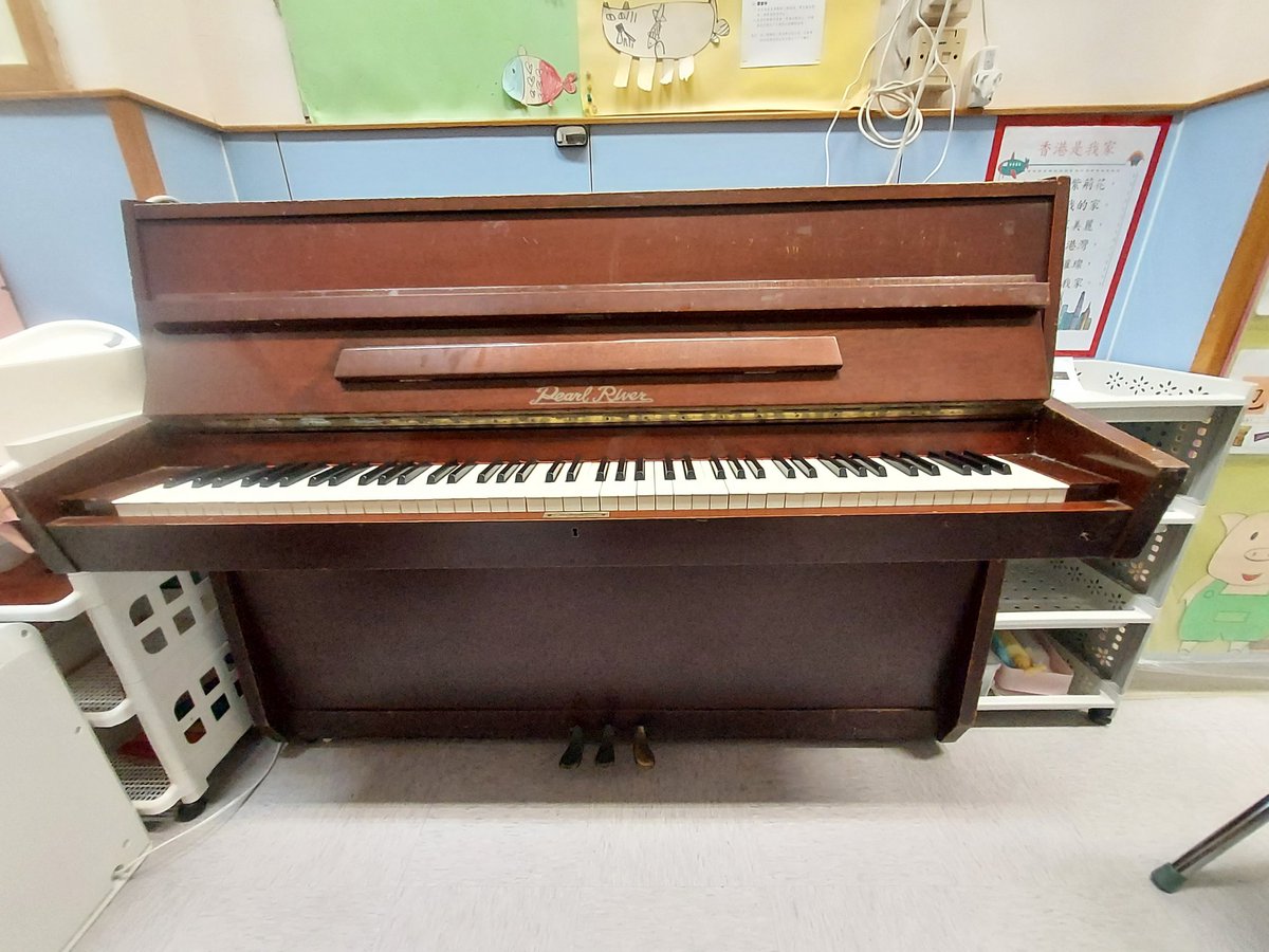 cklawpianotuner's tweet photo. 中國老朋友！

#Pearlriver
#pianotechnician 
#pianotuner 
#pianorepair
#pianobassstrings
#pianorefinishing
#piano
#recyele
#珠江
#鋼琴調音師
#鋼琴調律師
#鋼琴調音
#鋼琴調律
#鋼琴維修
#鋼琴補漆
#鋼琴低音弦線 
#鋼琴
#文化
#藝術
#文化藝術
#ピアノ調律師 
#ピアノ塗装
#ピアノ https://t.co/Wp5y3C6G6P