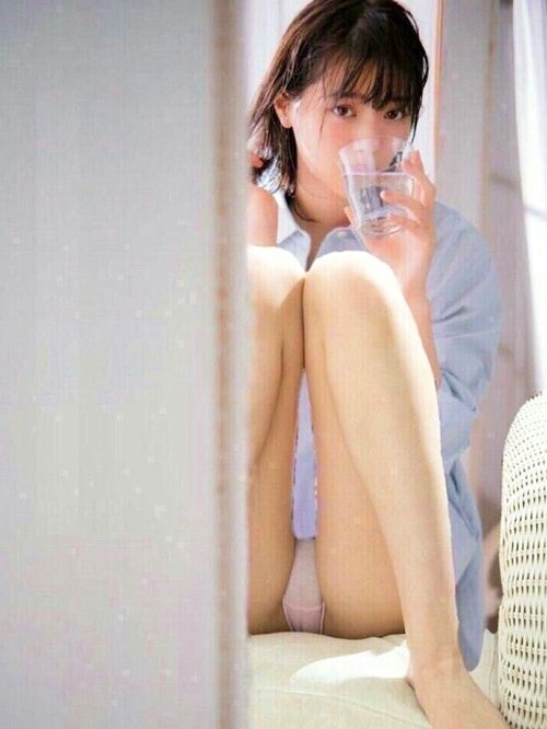 uyma71's tweet photo. この角度のパンチラ七瀬よすぎかて https://t.co/hBVJiVtUE6