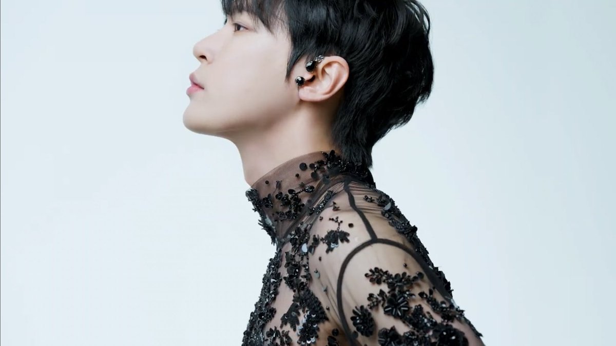 DOYOUNG tweet media
