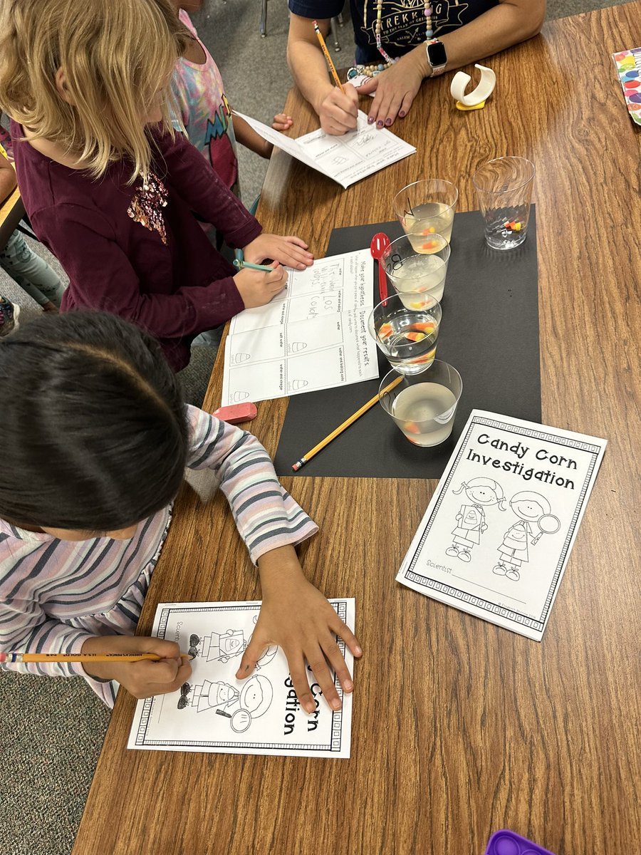 Such a fun Science Investigation led by our amazing IA!! <a href="/MrsWaltzer/">Mrs. W in 1st</a>