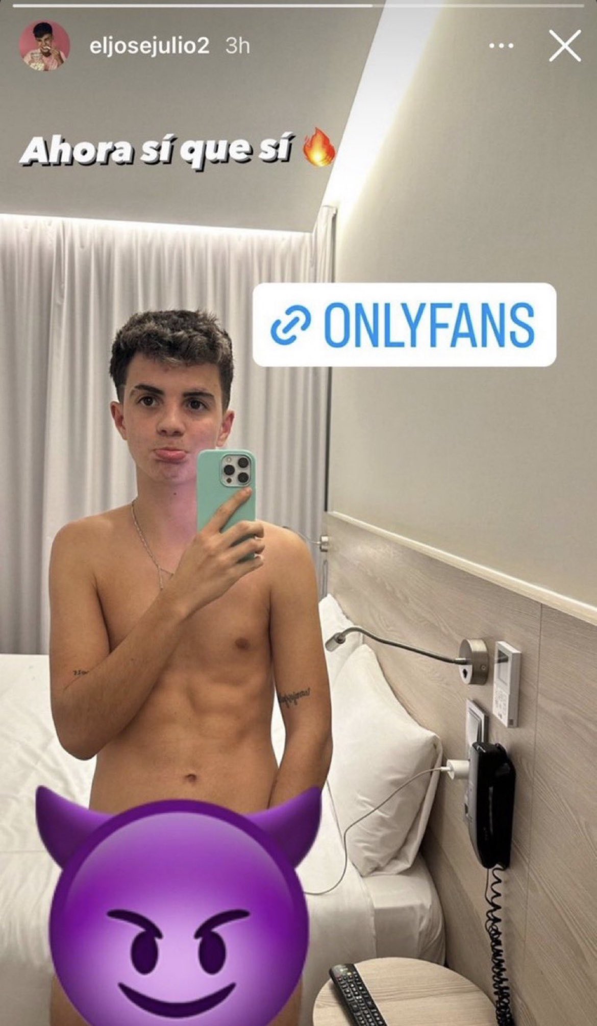 Kappah on X: La pregunta es por que todos los que hacian musically en esa  época acaban abriéndose onlyfans. Laura mullor, Naim Darrechi, y ahora este  chaval. 😭 t.coSZvTTBjoja  X