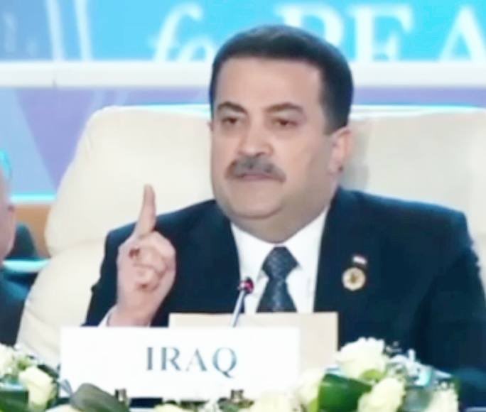 من عاداتنه
الاصبع هذا نستخدمه ( للتهديد )
للي گاعد گبالنه ونسولف وياه
واذا هو فطين وذكي وماعنده شي !
يگلك ها خويه شو شايل صبعك بوجهي!
واذا عنده شي راح يغلس 
لان يعرف روحه هو ( المطلوب )
المطبعين اليوم
عرفوا روحهم مطلوبين 
لذلك غلسوا