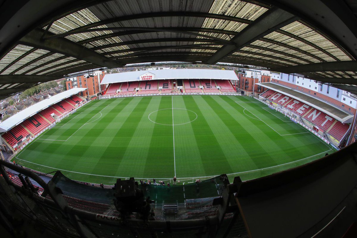 BarnsleyFC's tweet image. The playing surface at Brisbane Road is in good condition 🙌

Please take extra care with your journey to Leyton Orient, Reds ❤️

We can’t wait to see a sold out away end later on!