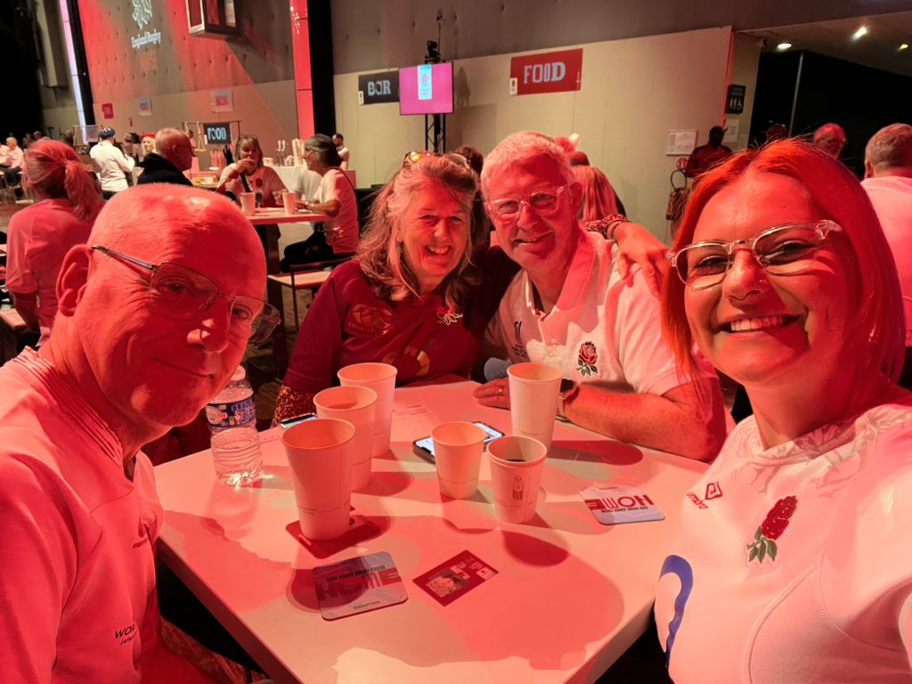 jessdyerr's tweet photo. Met at Gatwick, travelled to Marseille, Nice and now Paris. Love it when rugby means making new friends and meeting new people! Thank you @engrugbytravel for another brilliant World Cup! #PartOfTheTeam https://t.co/clA46emac6