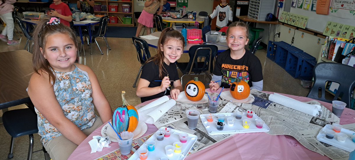 Mrs. Ryan tweet media