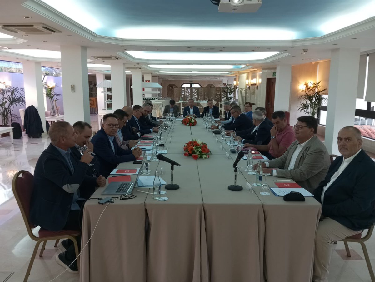 Reunión de la Comisión de Coordinación Interterritorialdel Comité Técnico de Árbitros de la <a href="/rfef/">RFEF</a> 

✍️ Programa de Talentos y Mentores

✍️ Programa Élite Arbitraje Femenino

#ArbitrajeRFEF