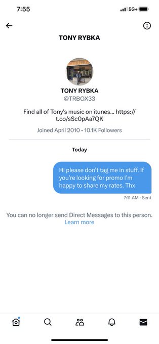 He uses me for free promo and then blocks me 🤣🤣 @TRBOX33 learn some manners https://t.co/i4Iz7PWNES