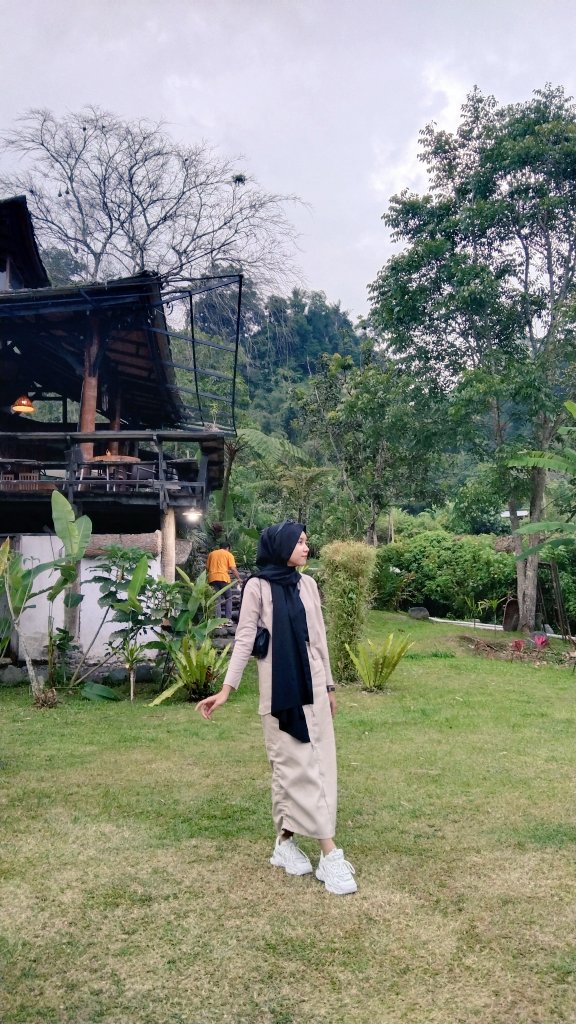 Sabrinae_fryn's tweet photo. Diam itu emas✨ https://t.co/d3OUbMXB7c