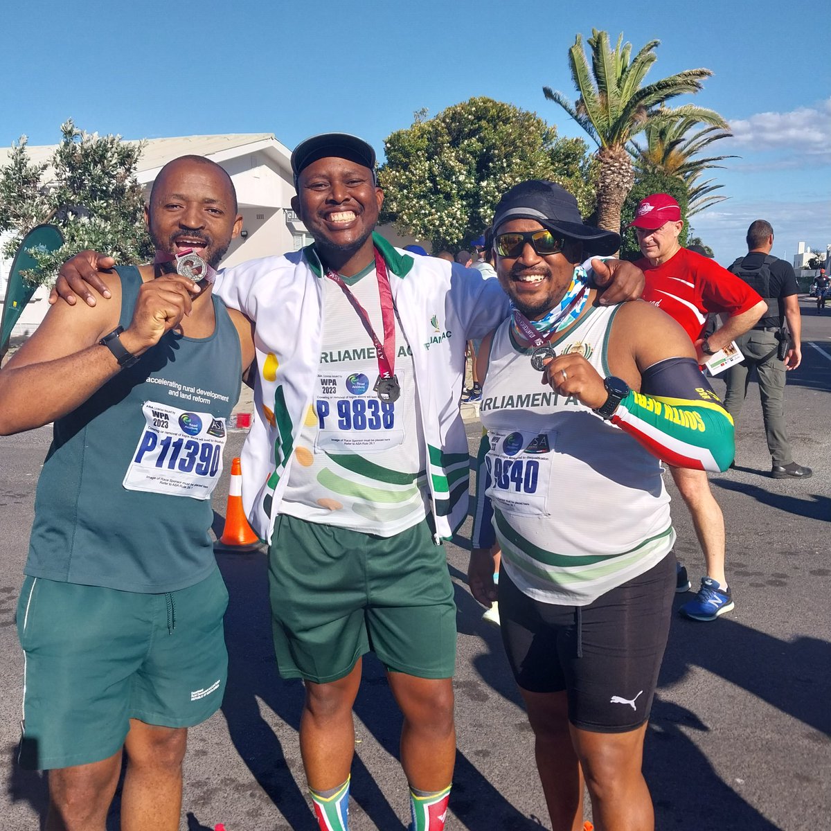PhillipSehlabe4's tweet photo. Atlantic Beach Hotel 15km
#RunningWithTumiSole
#FetchYourBody2023
#IPaintedMyRun
#DALRRD https://t.co/h0LtGrfGZg