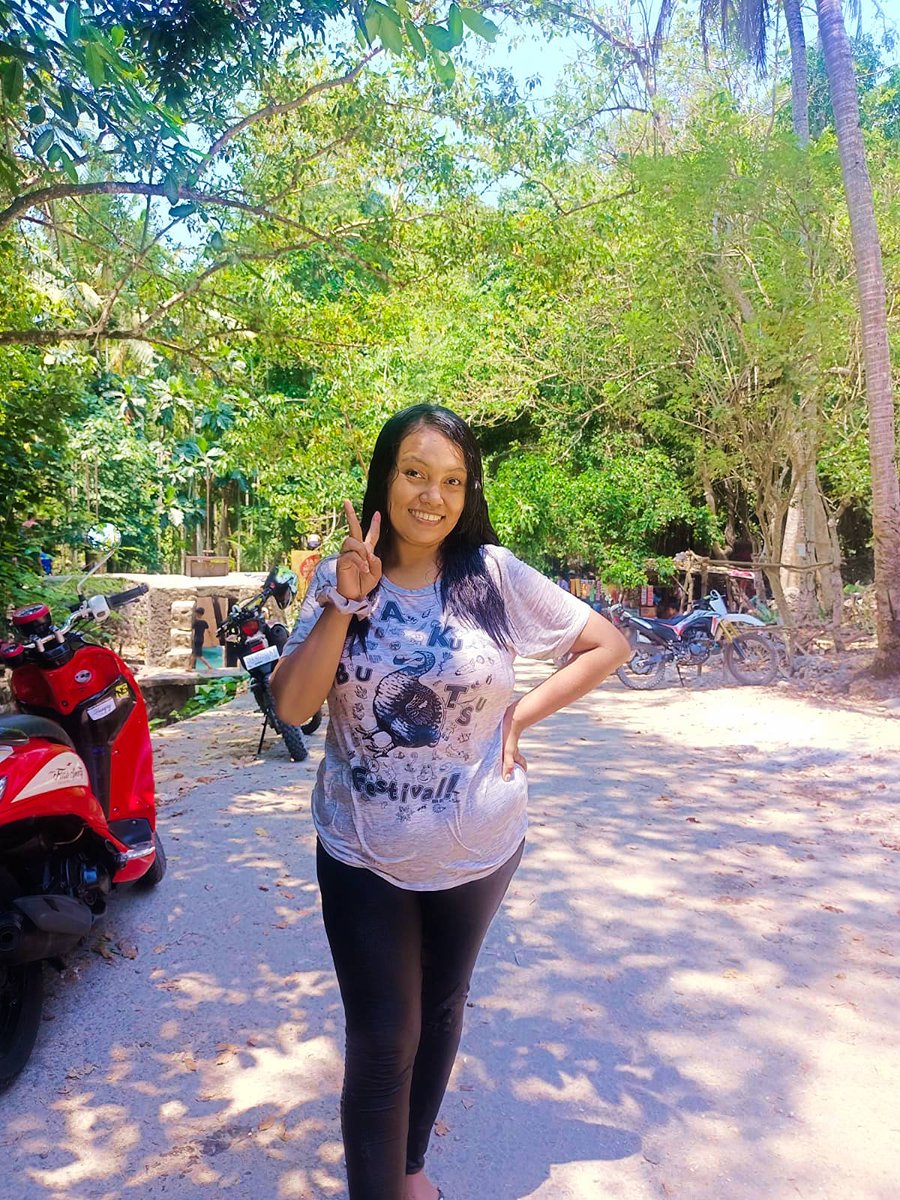 Debby_Serang's tweet photo. ✌Peace✌(◕‿-)✌ https://t.co/88RFJGJ9Ty