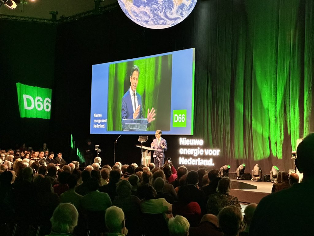 Nederland ziet het (nog) niet, maar na zijn speech op het D66 congres vol energie, verbinding en leiderschap ben ik er stellig van overtuigd: 

Rob Jetten zou de beste Minister-President zijn die Nederland zich op dit moment kan wensen. 💚