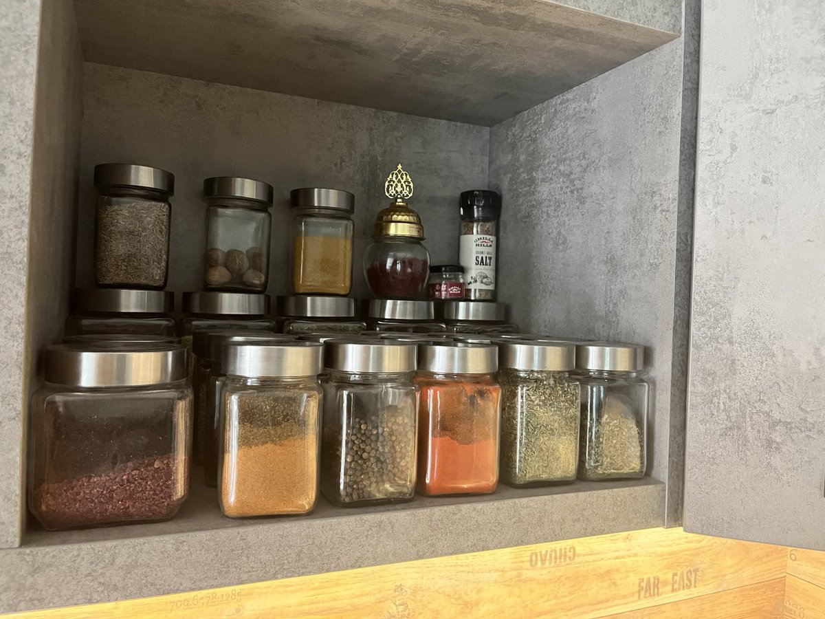 Чаршия за подправки ако не сте виждали … 🤣