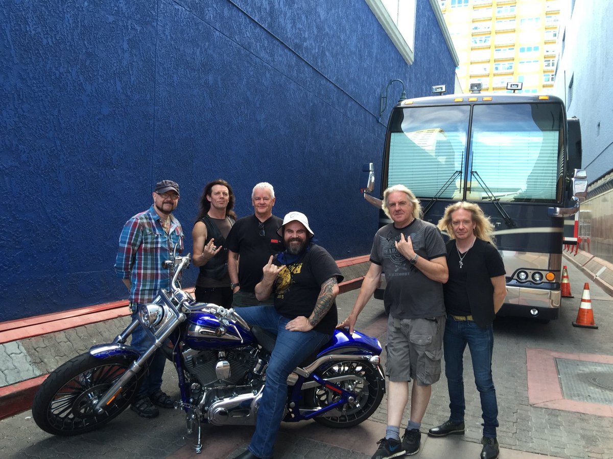 IronTrucker667's tweet photo. @ThisDayInMETAL @SaxonOfficial Best band in the world!!! #CrusadersForLife Been a fan since I first saw @biff_byford and the boys open for @IronMaiden in #HellPaso #PowerAndTheGloryTour!!! #EpicAsFook #Saxon missing #Quinny #IronTrucker667 #IronWheels #StallionsOfTheHighway #WheelsOfSteel #ToHellAndBackAgain https://t.co/rBU5vfti3y