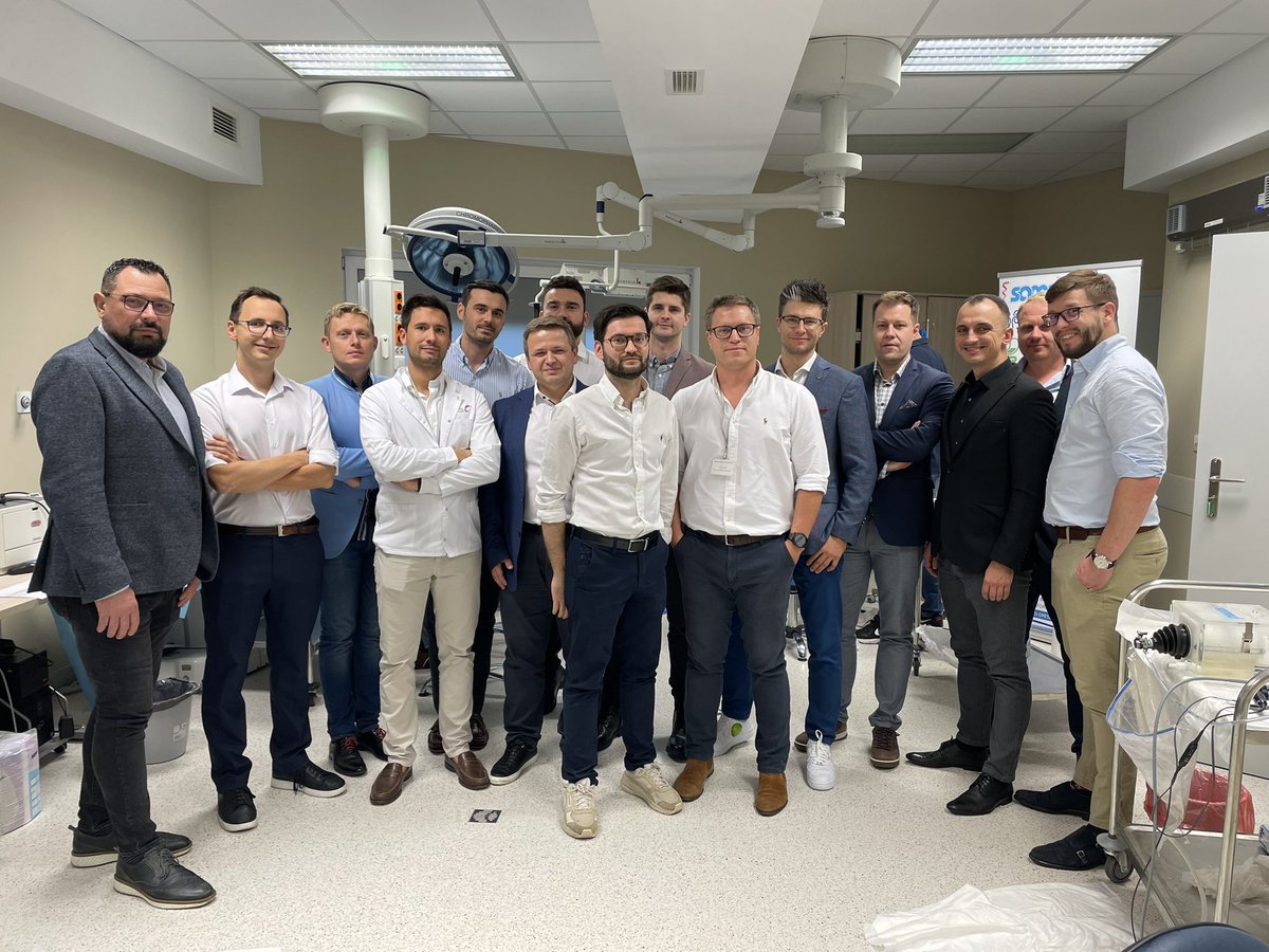 MarcinJarzemski's tweet photo. 2nd Polish Urology Boot Camp took place in St. Lucas Hospital in Bydgoszcz. 16 residents, 16 tutors. Big Thank you to coorganizer @BBrzoszczyk, @UrowebESU, all tutors: @SlupskiPiotr @JobczykMateusz @remikst @Filip73887202 @jackchelchowski @m_przudzik @MichalSoczawa and others! https://t.co/uu32fpz6wW
