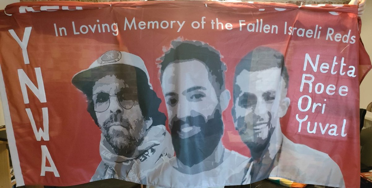 Yankalech's tweet photo. A memorial banner dedicated to Liverpool fans who tragically lost their lives a week ago was displayed shortly before the game against Everton. 

Regrettably, the banner was removed by Liverpool's management just before the match commenced. It was a simple tribute to honor Liverpool fans, devoid of any political content. 

Nonetheless, Palestinian flags were proudly displayed by fans in the stands at Anfield. These events raise questions about the actions of the management Double standard?
@LFC @premierleague 
#LiverpoolFC 
#HamasisISIS