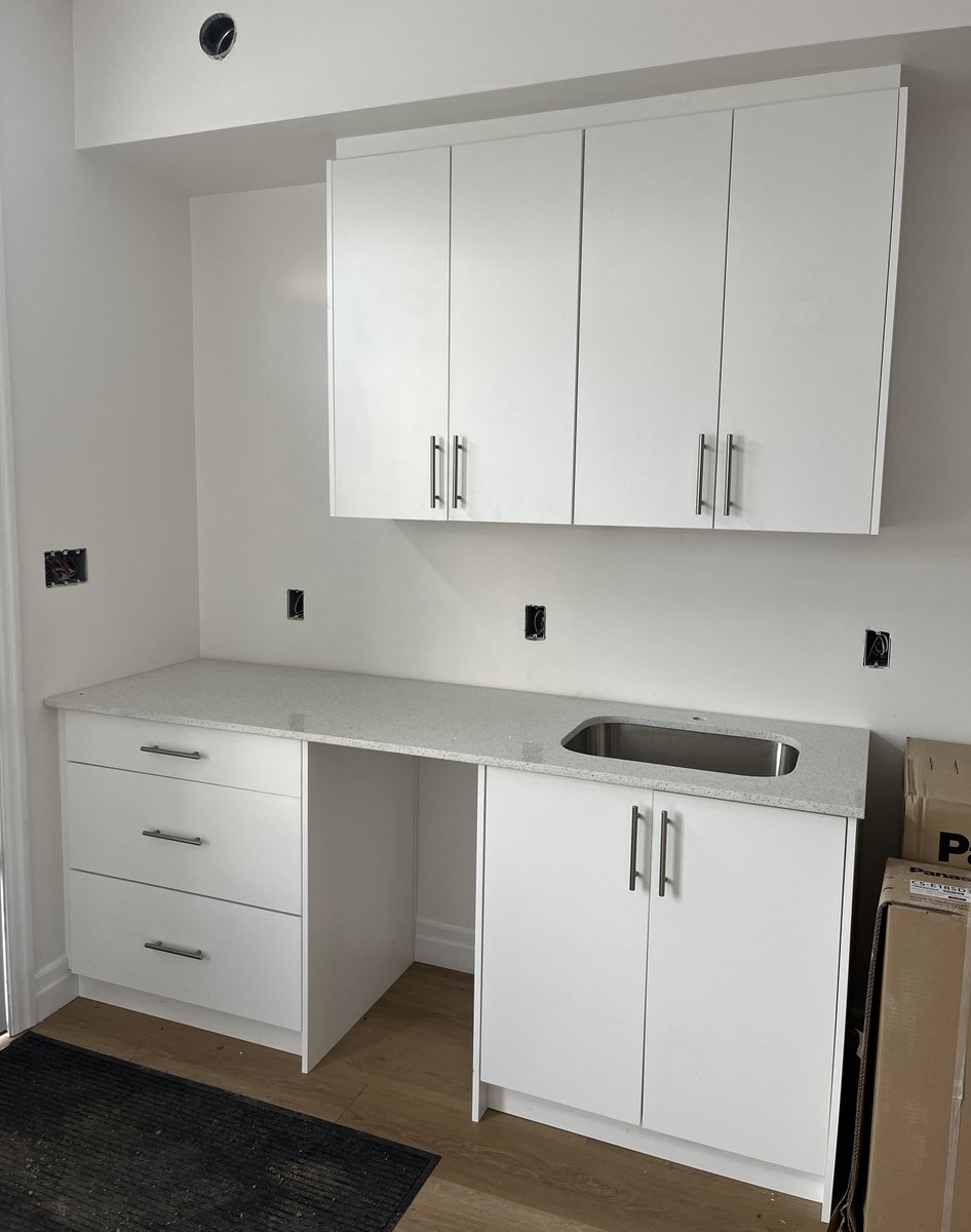 DanFramerdan's tweet image. The #TinyHomes are now a 4 plex of #TinyTowns. Can't wait for #BCIP students to bring their skills to completing the exterior. Judging by the interior, the finished project will be amazing! Shout out to T. Drummond Building Movers for their expertise. #SHSM #OYAP