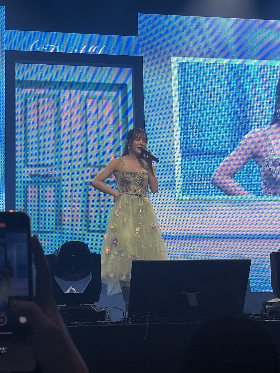 ソンムルくれた子、シールくれた方ありがとう😭🫶🏻🫶🏻
最高にいい席で、最高にかわいい推しを見れて最高🥹🤍