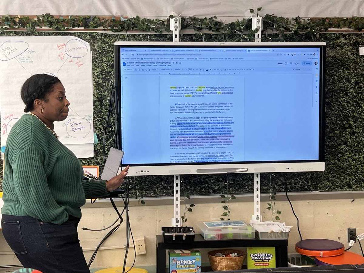 CHES_TAG's tweet image. Writing is a priority at @capitolheightse Mrs. Rushing reviewed an exemplar writing sample with her 4th graders. #chesRubin5 #CHESTAG5