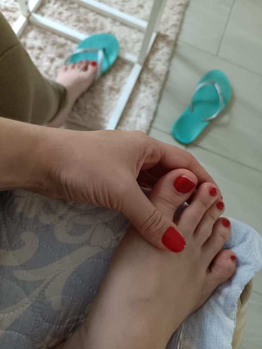 Hey there, it's time to show your love on your witch mommy! 🔥💜 Join me in an enchanting journey filled<a href="/tag/feet"class="tags"><span>#feet</span></a><a href="/tag/domina"class="tags"><span>#domina</span></a><a href="/tag/webcam"class="tags"><span>#webcam</span></a><a href="/tag/mistress"class="tags"><span>#mistress</span></a><a href="/tag/nsfw"class="tags"><span>#nsfw</span></a><a href="/tag/witchmommylove"class="tags"><span>#witchmommylove</span></a>