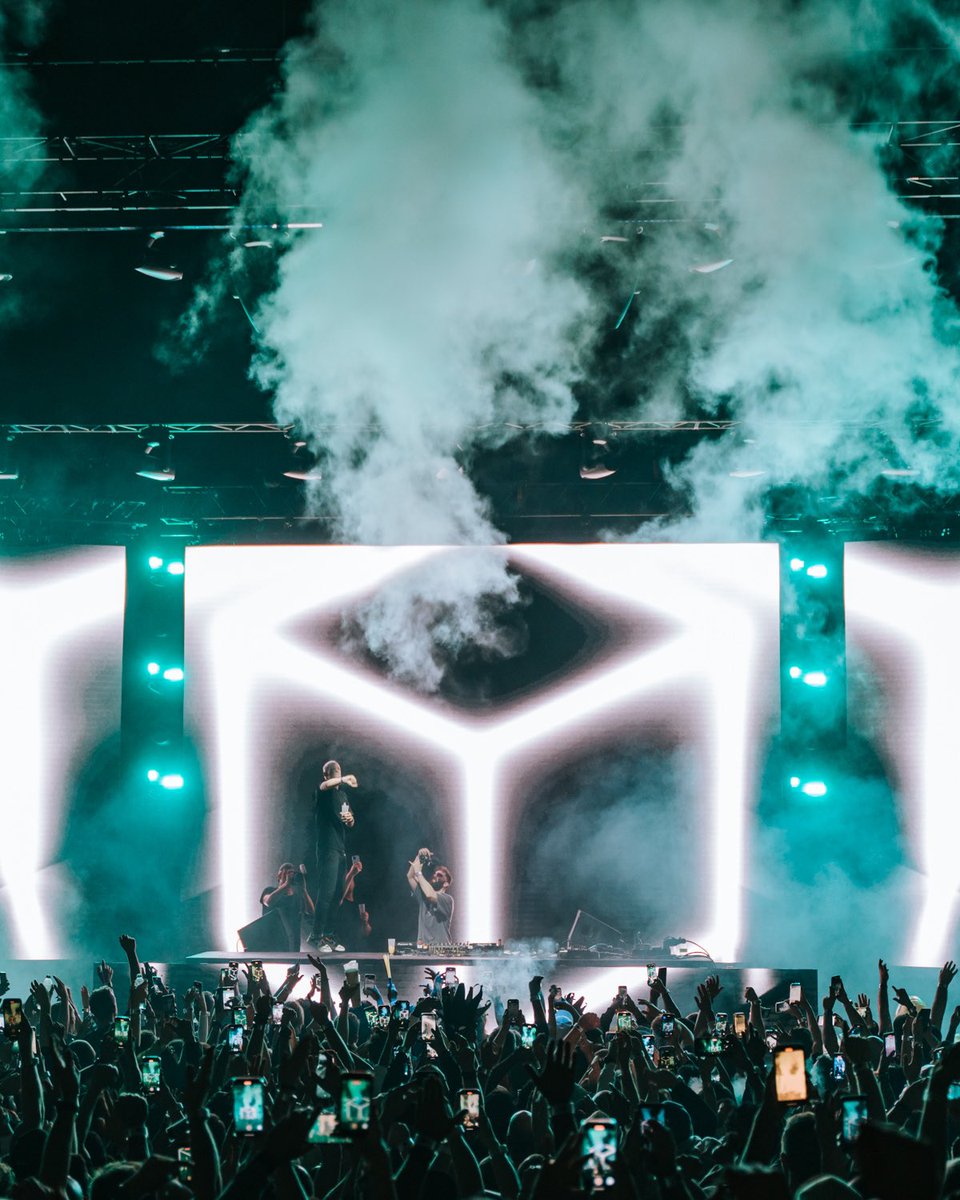 BB_BORISBREJCHA's tweet photo. Boris Brejcha In Concert 🃏
LONDON 🇬🇧
Thank you! ♥️
_
📷 @FelixHohagen 
#concert #london #unitedkingdom #joker https://t.co/jh1jRxV6hK