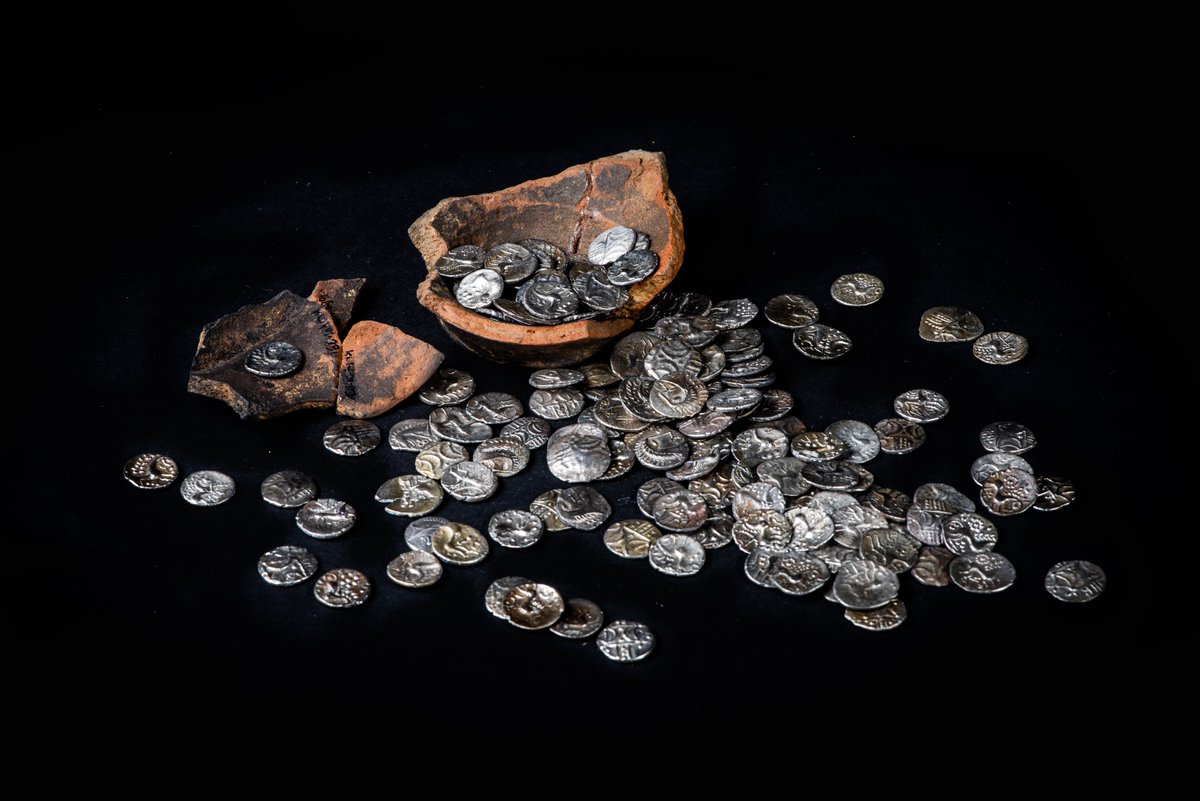 Lynn_Museum's tweet photo. A hoard of 153 silver coins, plus ceramic and fabric fragments, were found by John Bocking when he was metal detecting at Fring in 1990.
There is still time to see the Fring Hoard in our #LMHoards exhibition before it closes on 11th November.
#GoodbyeHoards https://t.co/mWJIG66mEL