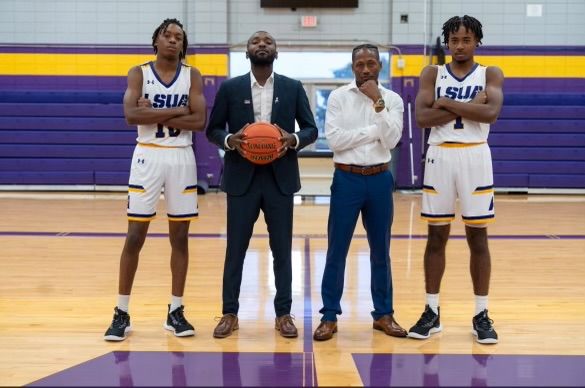 Rooting for these Pels to represent us well and have an amazing season! We are going to pull up and catch some games! We are so proud of you! Once a Pel, Always a Pel! <a href="/LSUA_MBB/">LSUA MBB</a> <a href="/coachdmojack/">Dimario Jackson</a> <a href="/DHarmasonTrains/">Coach Dwayne Harmason</a> <a href="/ej1k24/">EJ McQuillan</a> @Isaiaahhoward
