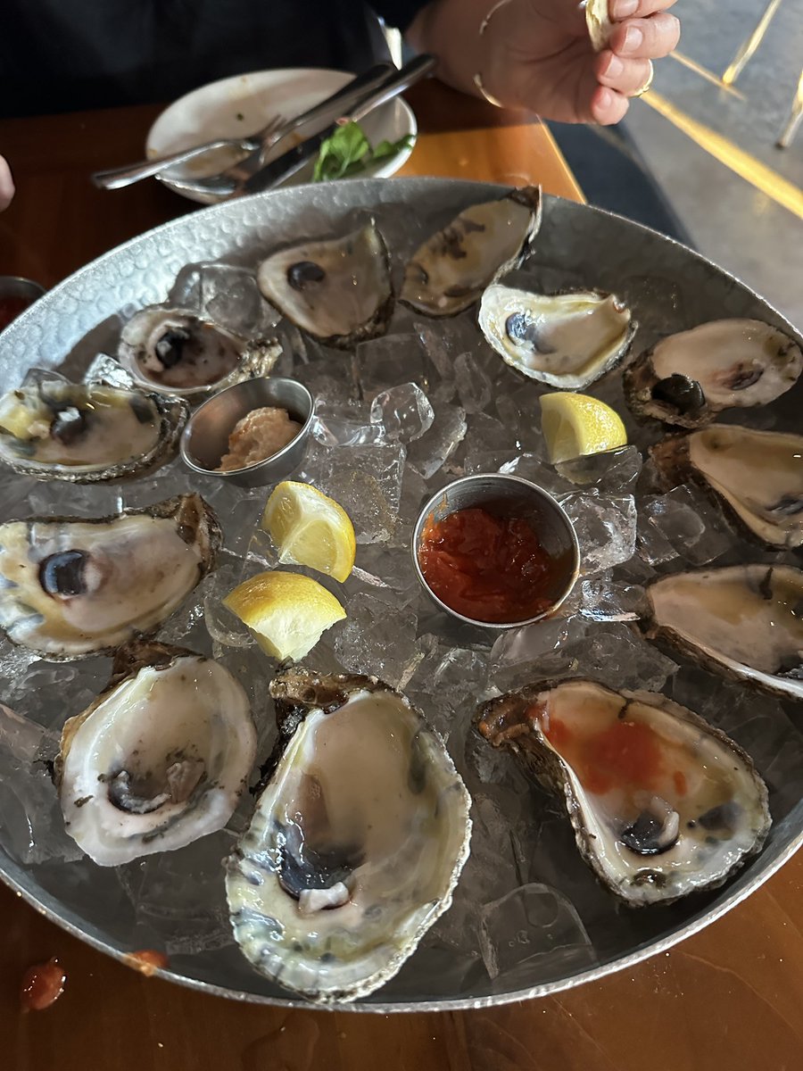 johndrossjr's tweet image. Thank you @station6nola for a perfect Friday evening. Even better knowing all these shells are going back to local waters with @CRCL1988. #oysters #bucktown
