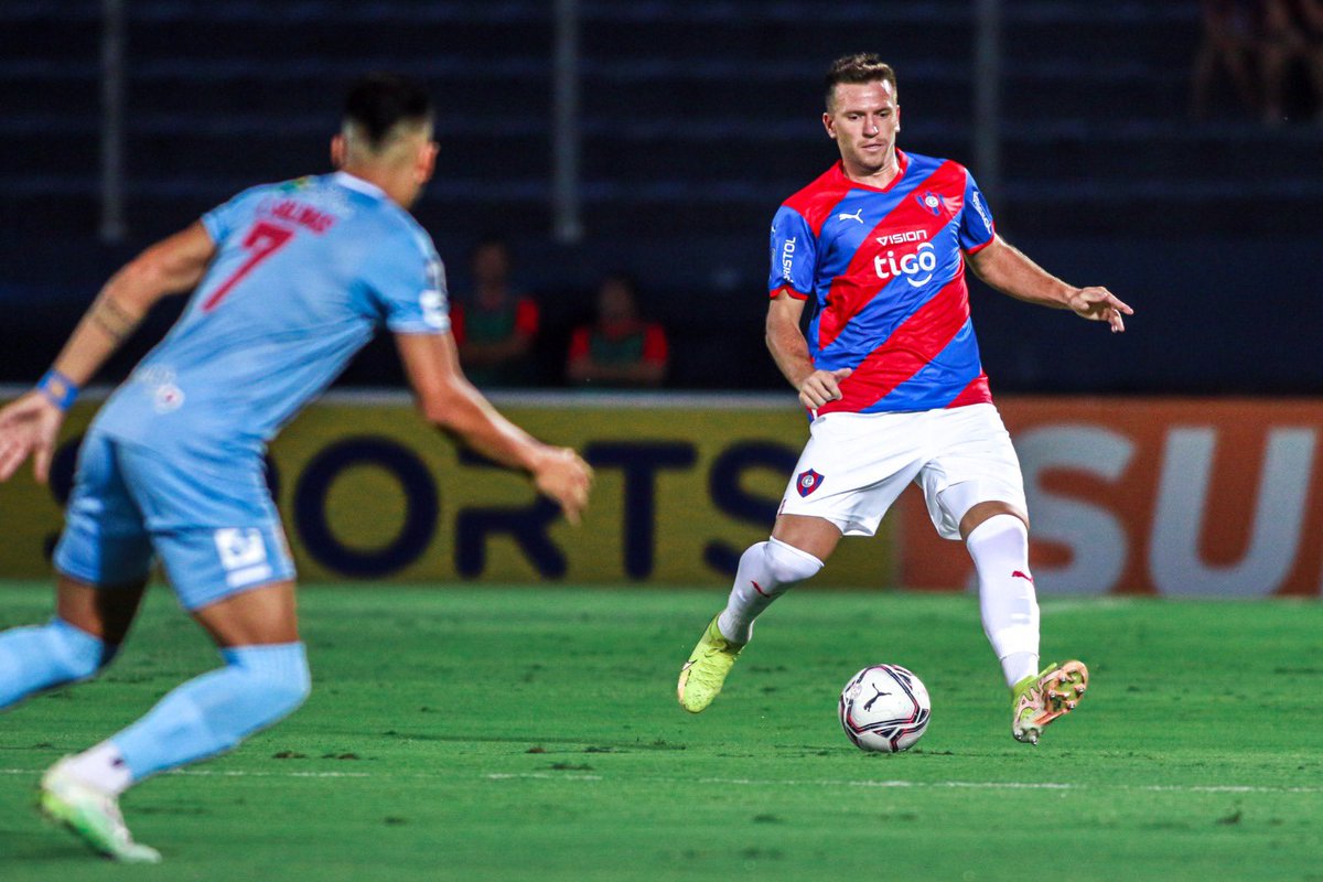 ⏭️Seguido, se viene el cierre de la fecha 15 por La Deportiva y <a href="/Pelotadividida2/">Pelota Dividida</a>

🔵🔴Cerro Porteño vs 🔵🔵Resistencia

🏟️: La Olla
⚽️Partido: 20:30
🎙️Relata: #JoséGonzález
🎙️Comenta: <a href="/erikwismann/">Erik Wismann</a>
💻Coordina: <a href="/carlitosrojasca/">carfaroca</a>
📻Móvil: <a href="/VelazquezErwin/">Erwin Velazquez</a>

#ÚnicaEnFútbol #1120AM