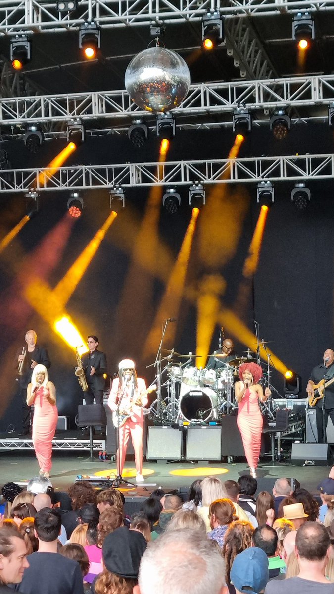 LucyMacKay's tweet photo. I can't believe I got to see @nilerodgers in real life.
The greatest freaking gig ever. 
Thank you. https://t.co/Yazz1QgbSV