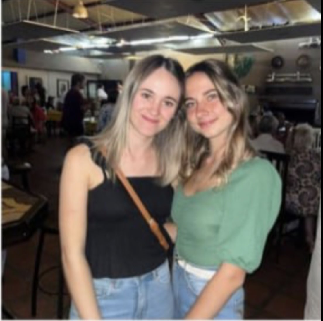 twatterbaas's tweet photo. 21/10/2023
Lydenburg Mpumalanga
About 10 x armed suspects bombed Engen garage last night.
Megan Griesel (20 years old) shot dead when they fled. https://t.co/H15OSitu02