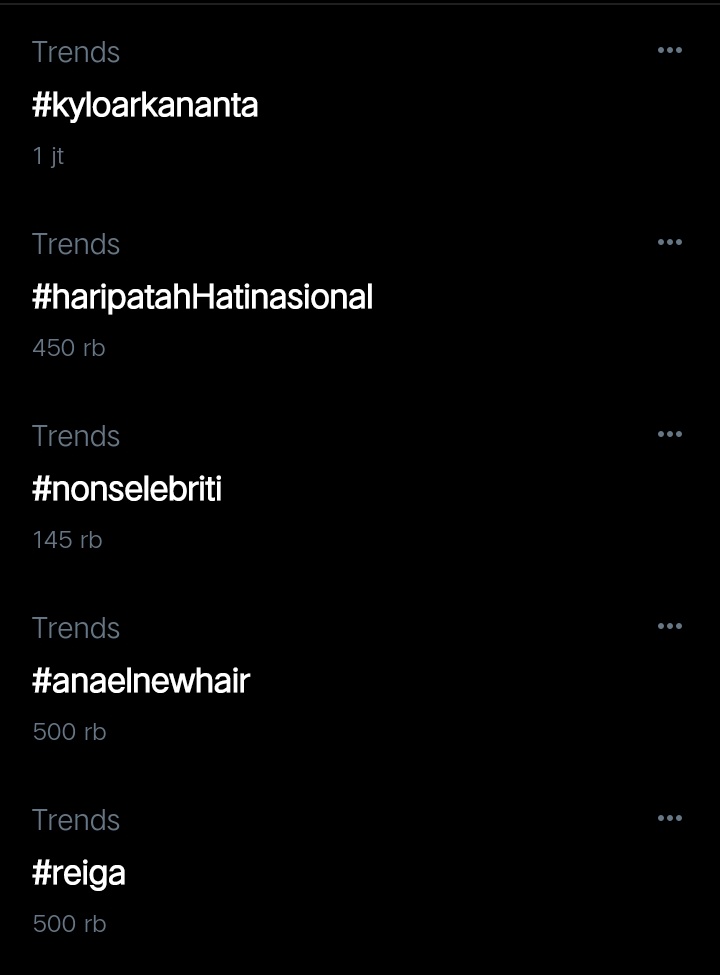 ameurcats's tweet image. Geminifourth few tweets au

Wedding gown;
— the wedding plan turned into a disaster