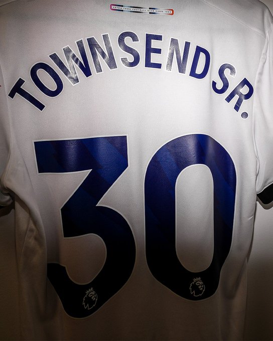 The back of Andros Townsend's shirt which reads "Townsend Sr." and has the number 30.