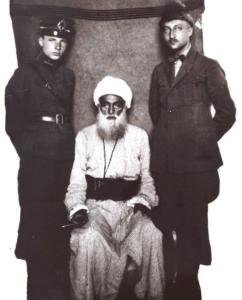 Şeyh Said “Ne için ayaklandınız?” sorusuna
“Din hükümleri zayıflamıştı.” Cevabını vermişti. Ve ardından; “Yunan ordusu islamiyetin merkezini ayaklar altında çiğnerken, cihadın farzlarını neden yerine getirmediniz?” Sorusuna sessiz kalmış ve idam edilmiştir.