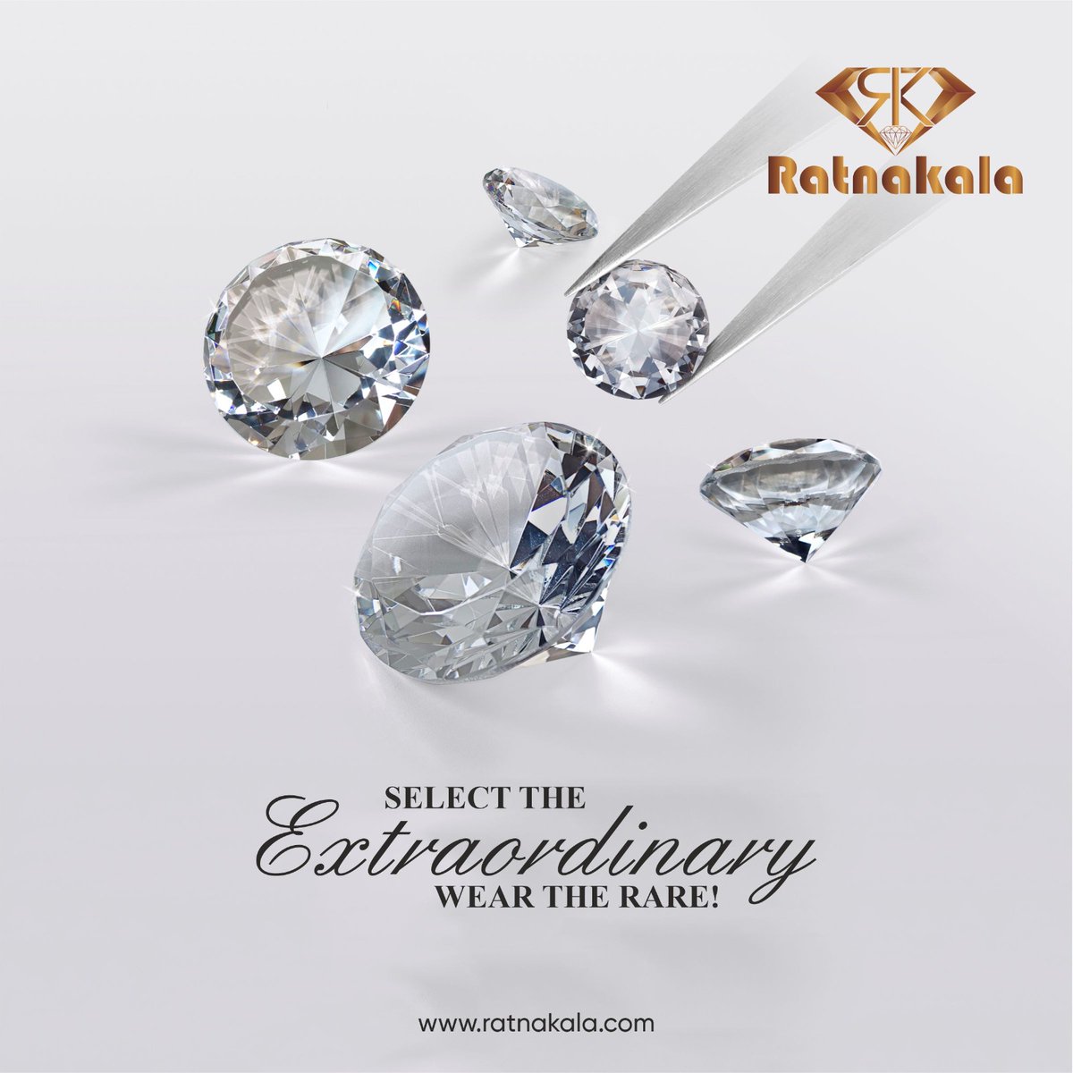 Select the extraordinary wear the rare!
.
Explore for more :
ratnakala.com
.
Contact Us👇
📞 +91 85911 08720
📧  online@ratnakala.com
.
#diamondmanufacturer #sparklingcreations #finejewelry #shinebright #luxurydiamonds #elegantgems #diamondcraftsmanship #dazzlinggems