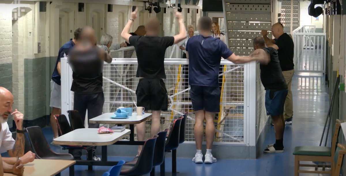 ShrewsburyPris's tweet photo. 🎬 Do you recognise the location?🎬
Seven celebrities will be locked up as prisoners for eight days to investigate what life is really like behind bars. We wonder how this series will end!
What celebrity would you like to see behind bars?
#Celebritys #Shrewsburyprison https://t.co/SBKhzugIbV