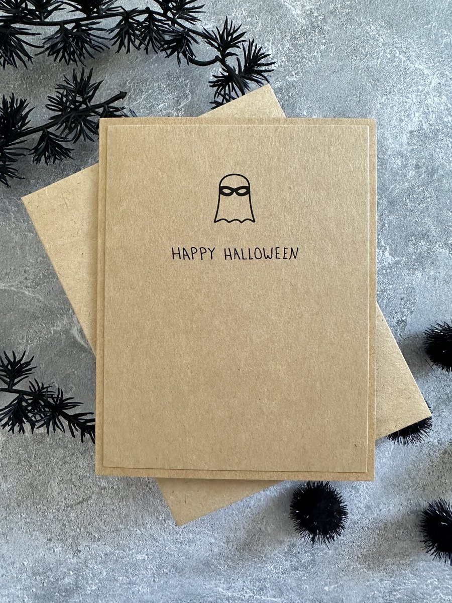 theirerye's tweet photo. Happy October! We took some of our pin designs and turned them into greeting cards, just in time for Halloween 🎃🦇👻 🐈‍⬛

▪️Link in profile 

#Bat #Cat #Cute #GreetingCard #Ghost #Halloween  #HalloweenCards #HalloweenSeason #JackOLantern #Pumpkin https://t.co/hXoEuMYXn5