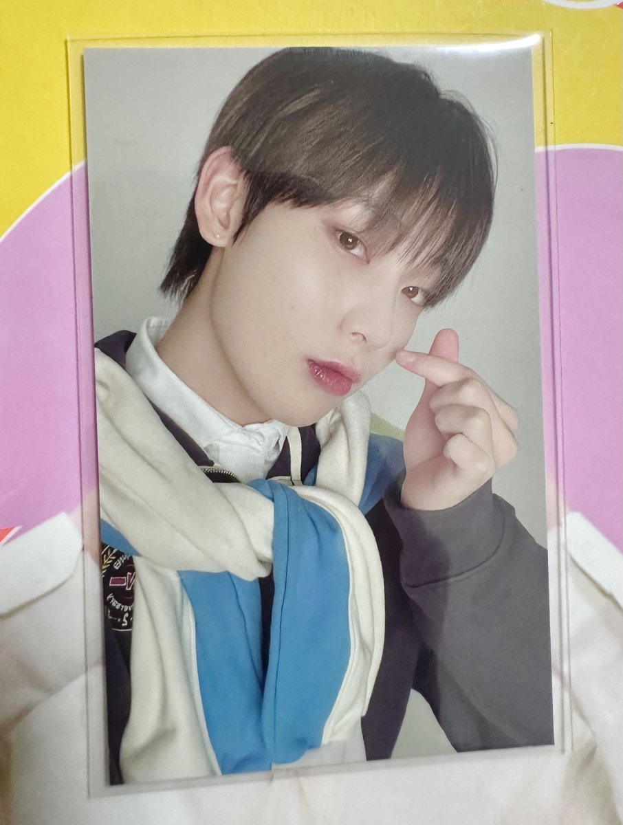 mini_suntoes's tweet photo. ✨GA✨

2 winners

Unsealed Memories DVD
Sunoo Enniv 2022 pc

Mechanics:
RT and 🩵 my entry below:
https://t.co/wMtMk7ZWhw

Deadline: Oct. 10 @ 11:59pm

PeachNoo Doll (no clothes) and Unsealed Manifesto in Seoul DVD awaits you if I win 😭 well i might add more https://t.co/5GsjVdPRKV