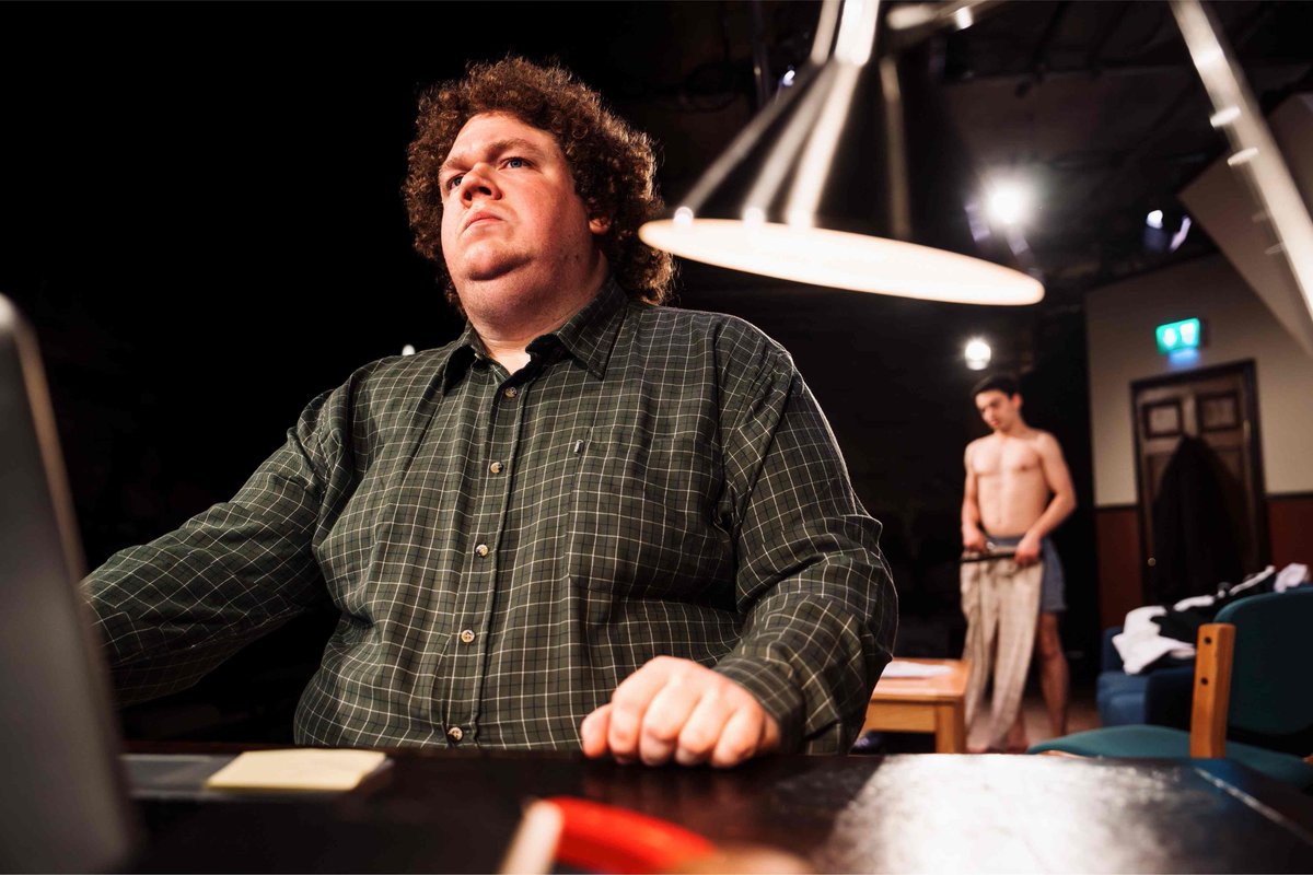 arcolatheatre's tweet image. It's press night for @MattParv's Gentlemen &amp;amp; we're wishing the team the best of luck!

You can watch the explosive new drama exploring power &amp;amp; class structures at universities from just £15, plus there will be Q&amp;amp;As &amp;amp; social nights throughout October.

buff.ly/4635iAw