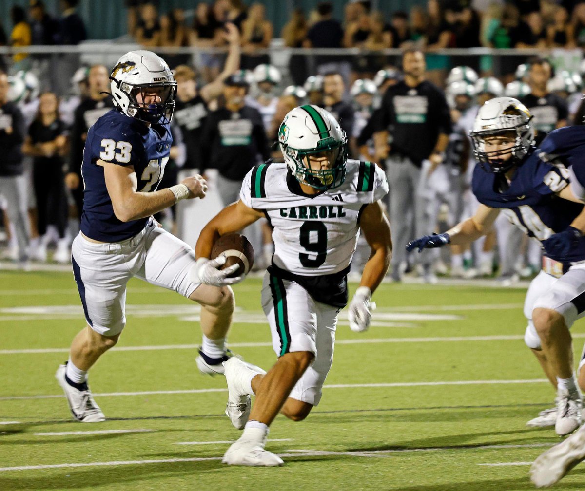 swaggarly's tweet photo. Voting for week 7 Fort Worth-area player of the week is live! #txhsfb https://t.co/97e1yNHmlz https://t.co/Qt6B5B5HBx