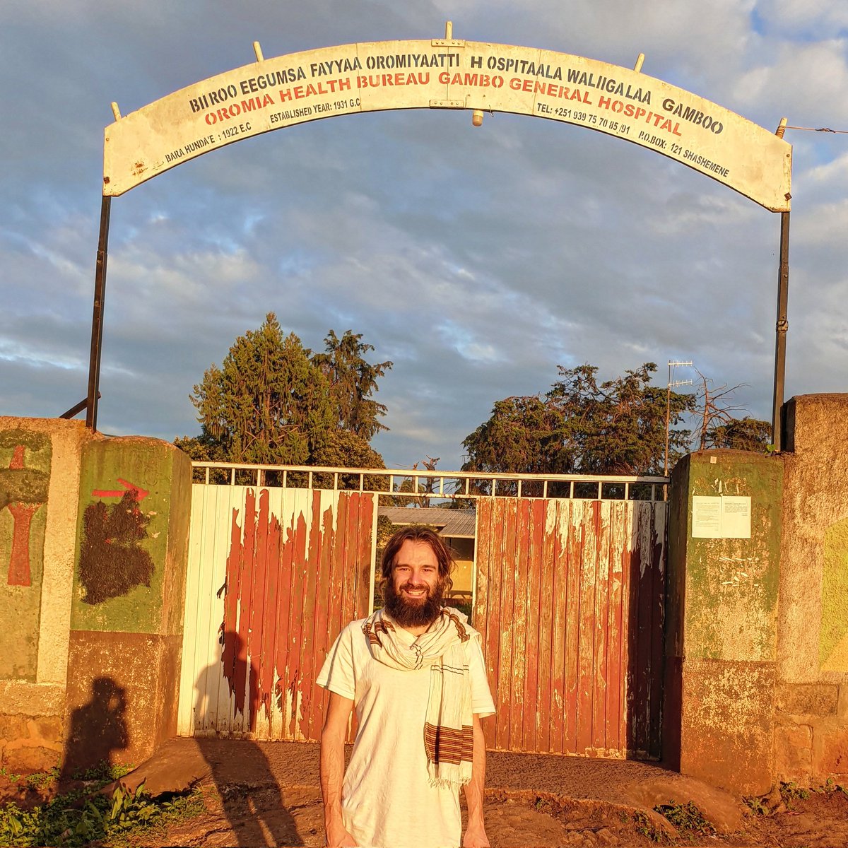 En casa <a href="/GamboRural/">Gambo General Rural Hospital</a> <a href="/AlegriaAmbGambo/">Alegria amb Gambo</a>