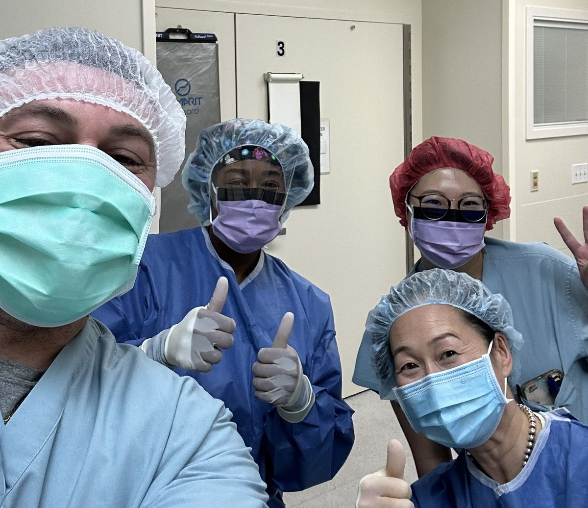 😃 So good to be back in the OR with the whole team!  #awesome #surgery

(permission to post) #ophthalmology #MondayMotivation @KP_LAMC <a href="/KPSCALnews/">Kaiser Permanente Southern California</a> <a href="/DrKhineKhineWin/">KhineKhine Win, M.D.</a> 
<a href="/JohnMar68802158/">John Martin</a> <a href="/PReyblat/">Polina Reyblat</a>