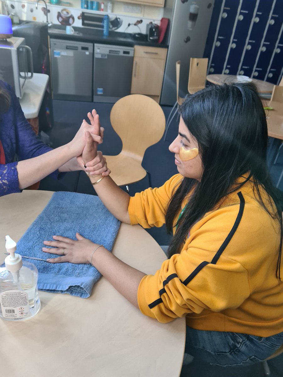 As part of our Mental Health Week, staff had the opportunity to focus on their well-being and pamper themselves afterschool. Thank you @xXsarah_22Xx for coming in and providing hand massages to our staff. <a href="/arktindal/">Ark Tindal</a> <a href="/ArkSchools/">Ark Schools & Ventures</a> #staffwellbeing #MentalHealthAwareness
