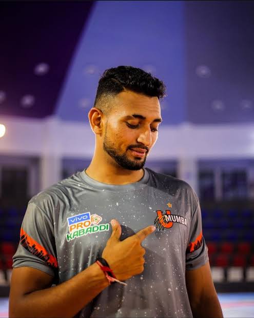 samking1406's tweet image. 3rd Pick in PKL

Homecoming for none other than last season's Star Raider Guman Singh 🧡✨

FBM was used by @suhailchandhok to bring Guman in @umumba 💥

Go well Guman 🫡

#MeMumba #Mumboys #Umumba