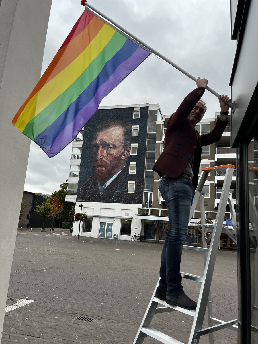 Zijn wie je bent en je veilig voelen, dat is voor iedereen allemaal van groot belang!!! #regenboogweek (@GemHoogeveen)