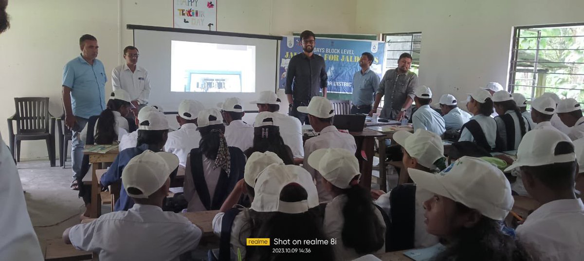 LakhimpurDist's tweet photo. Today on 9th October'2023, Day 2 of #Jalshalas for #Jaldoots under  @JJM_Assam was organized and successfully completed at Lohit Dikrong  School, Bihpuria under the supervision of Shri Arjit Mahajan,IAS,Assistant Commissioner, Lakhimpur.
@CMOfficeAssam @jayanta_malla @ias_arjit https://t.co/YXcleHPOAH