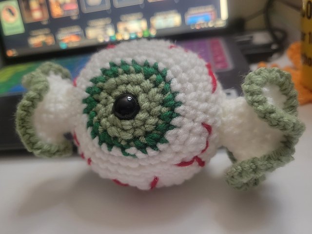wind_arts's tweet photo. Eye Candy
   The first of the spooky eyes for the season has to be a pun~ want some eye candy? Look at the ravelry link for the pattern by Peggy Lepcha

#spookyseason #eyecandy #Crochet
#spookydecor #october

https://t.co/61sCMORT57 https://t.co/SxzXkfGj7r