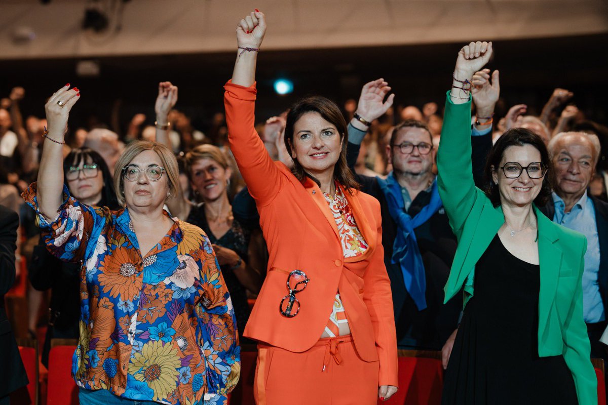 Stand Speak Rise Up (@standspeakrise) on Twitter photo Show Coiffure IcÎne à Thionville hier soir : unspectacle éblouissant et un soutien généreux à Stand Speak Rise Up! <a href="/MariaTeresa_Lux/">Grande-Duchesse Maria Teresa</a> <a href="/ChekebaH/">Chekeba Hachemi</a> Show Coiffure IcÎne à Thionville hier soir : unspectacle éblouissant et un soutien généreux à Stand Speak Rise Up! <a href="/MariaTeresa_Lux/">Grande-Duchesse Maria Teresa</a> <a href="/ChekebaH/">Chekeba Hachemi</a>