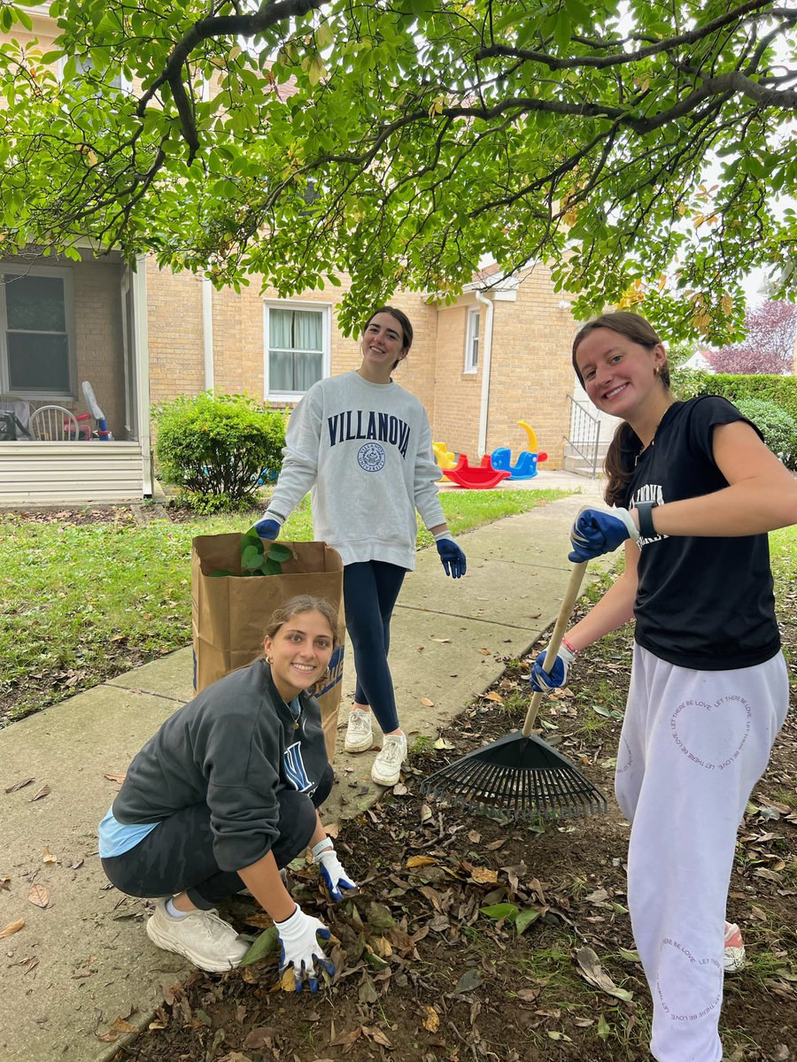 WICE 🤝 St. Joseph’s Family Hope Center. Check out some of the work we did on Villanova’s Day of Service this year🩵 

#wicewicebaby