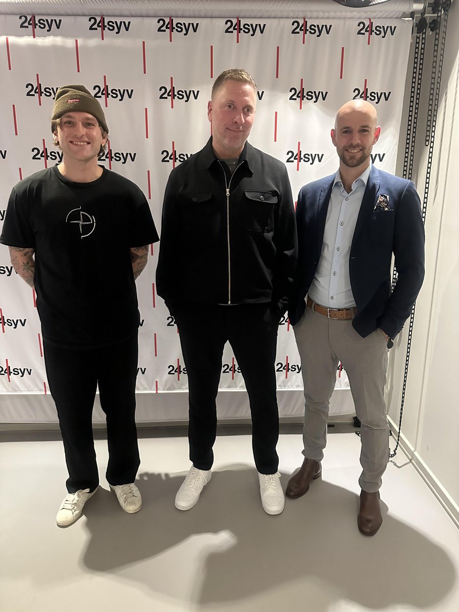 Ugens udgave af FFM ligger klar:   

- AGF-FCK + en stagerende kurs i AGF m. <a href="/SuperligaHjorth/">Alexander Hjorth</a>  
- FCK i CL
- Arsenal-Manchester City
- Hjulmands udvalgte
- Ugens udlandsdanskere

<a href="/kvartiboldmedie/">Kvart i Bold</a> + <a href="/mthomsen8/">Mads Thomsen</a> i panelet

Hør med her: 
spotify.link/l8wsSBxhLDb
#sldk #pldk #cldk